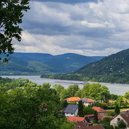 Apartamento With Private Forest&panorama Visegrád