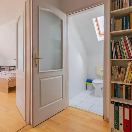 With Private Forest & Panorama Appartement