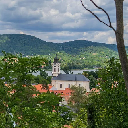 With Private Forest & Panorama Appartement Visegrád